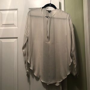 LIKE NEW Vince Long Sleeve Top